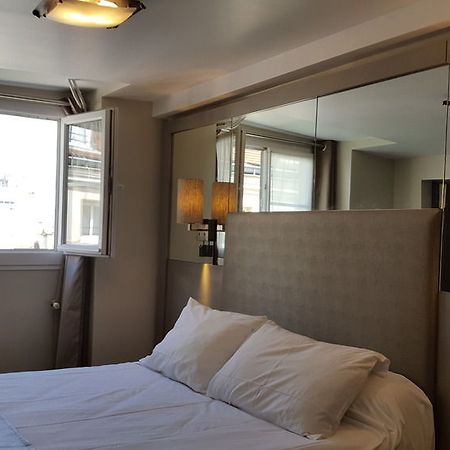 Pratic Hotel Paris Exterior foto
